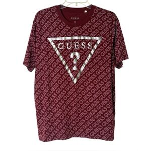 Guess Short Sleeve T-Shirt Maroon Men's‎ XL Silver Logo All Over print